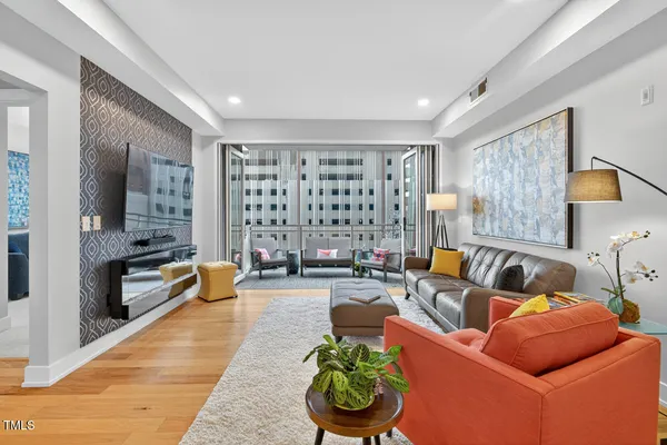 $745,000 | 400 Hunt Street, Unit 406, Durham, NC 27701