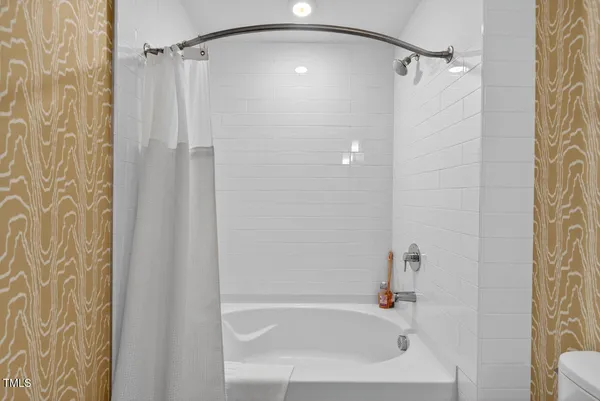 $745,000 | 400 Hunt Street, Unit 406, Durham, NC 27701