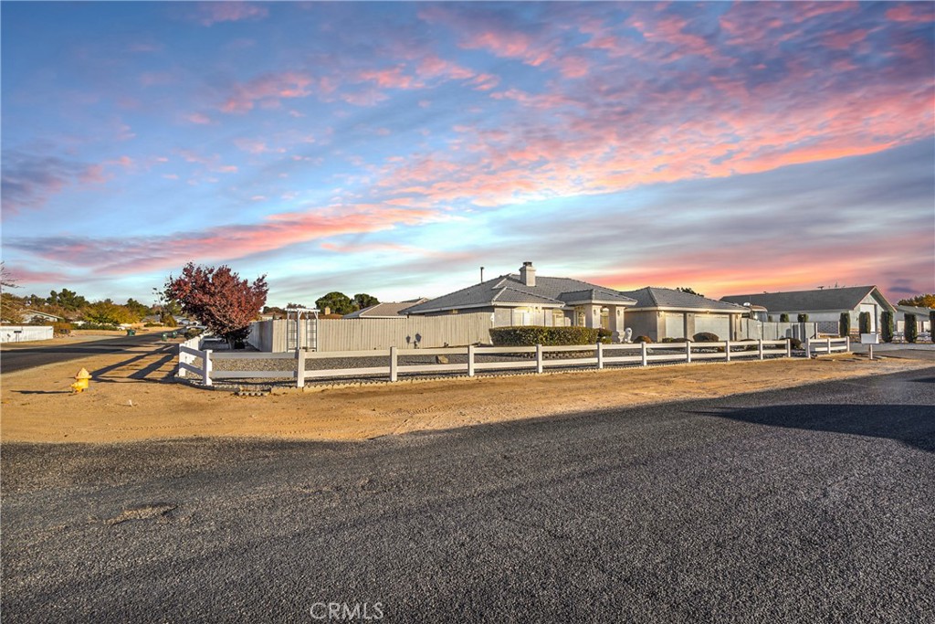 13951 Coachella Road Apple Valley, CA 92307 - Photo 1 of 1 Gallery Image 1