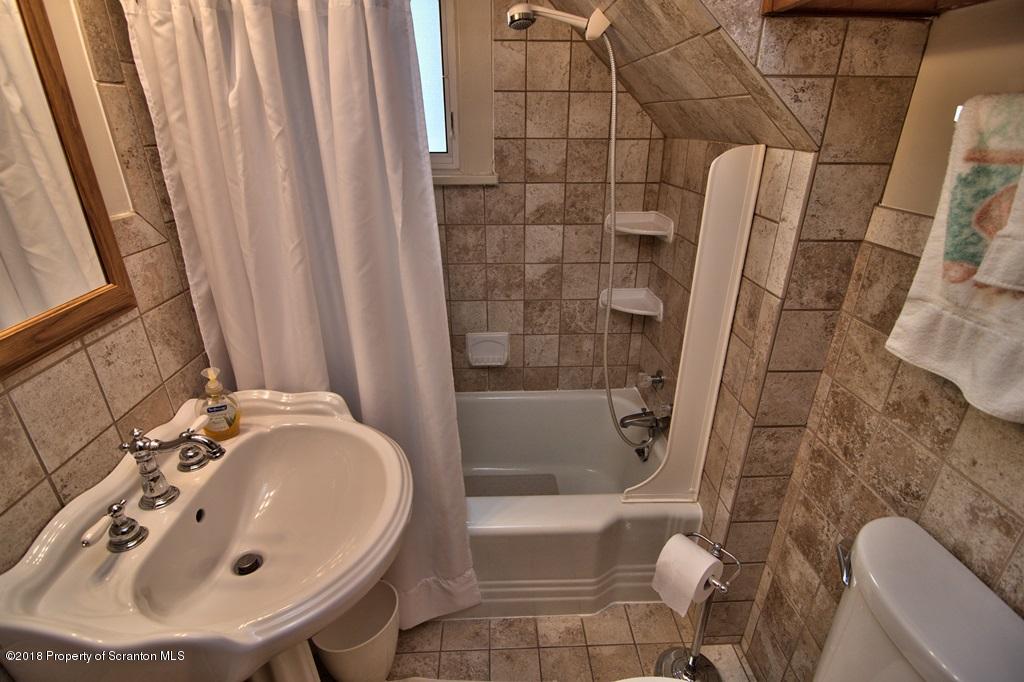 1237 Providence Road Scranton, PA 18508 - Photo 12 of 50 Gallery Image 12