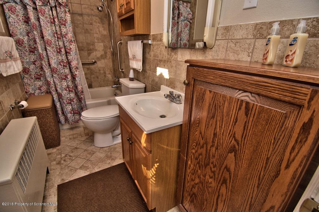1237 Providence Road Scranton, PA 18508 - Photo 19 of 50 Gallery Image 19