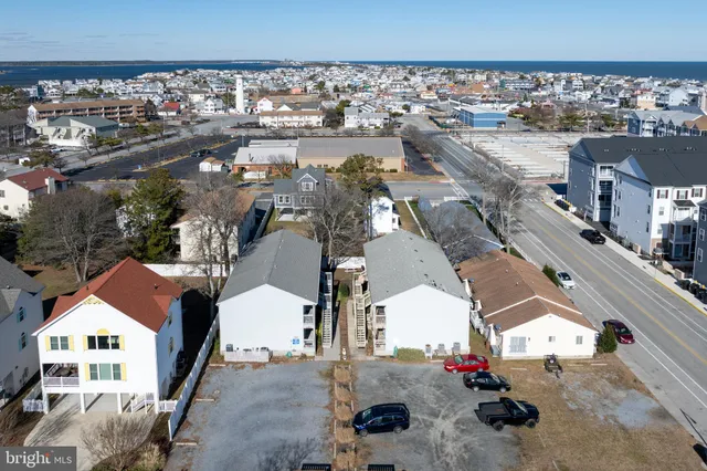 $320,000 | 204 143rd Street, Unit 103, Ocean City, MD 21842