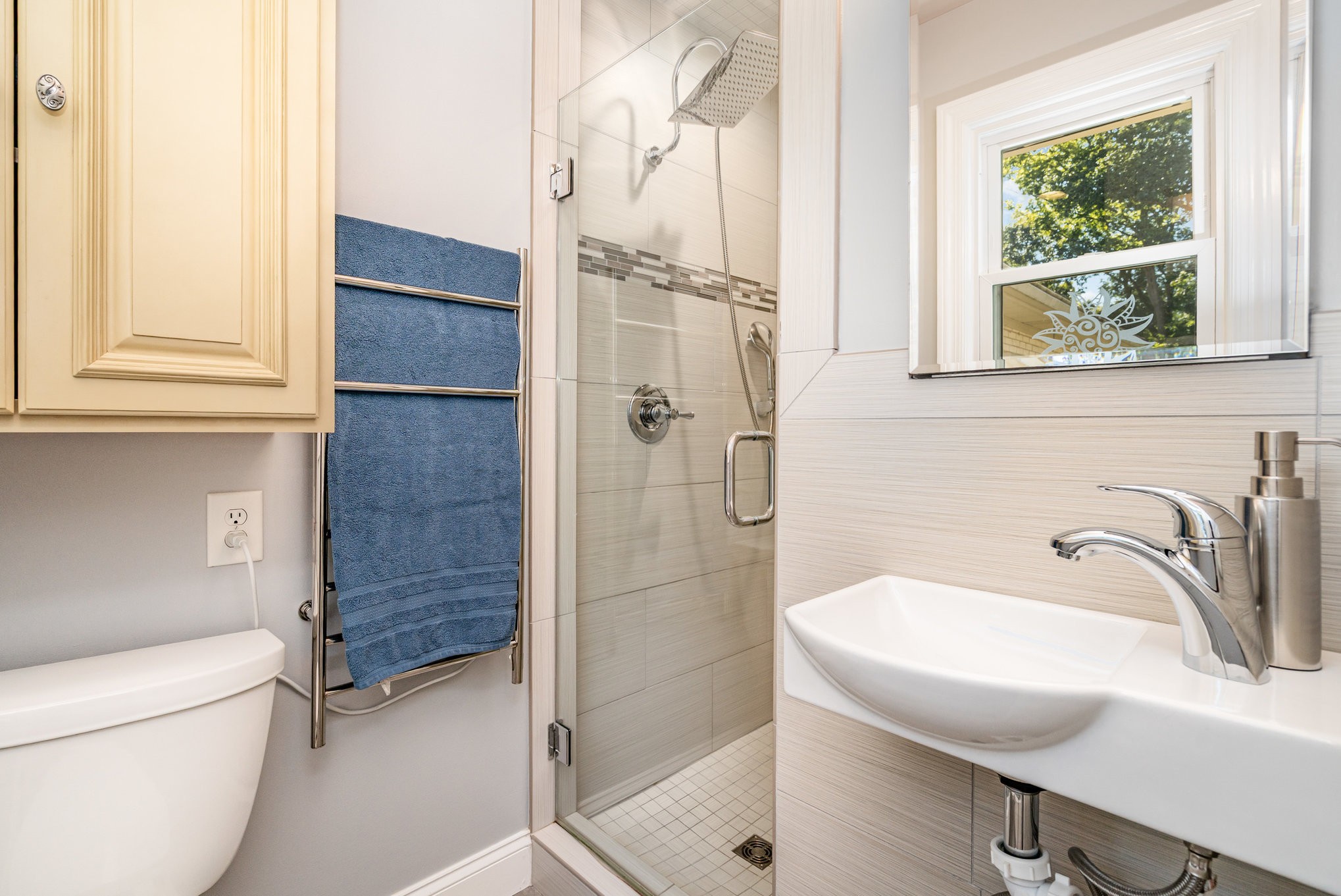 240 Green Harbor Road Old Hickory, TN 37138 - Photo 26 of 30 a bathroom with a sink a toilet and shower