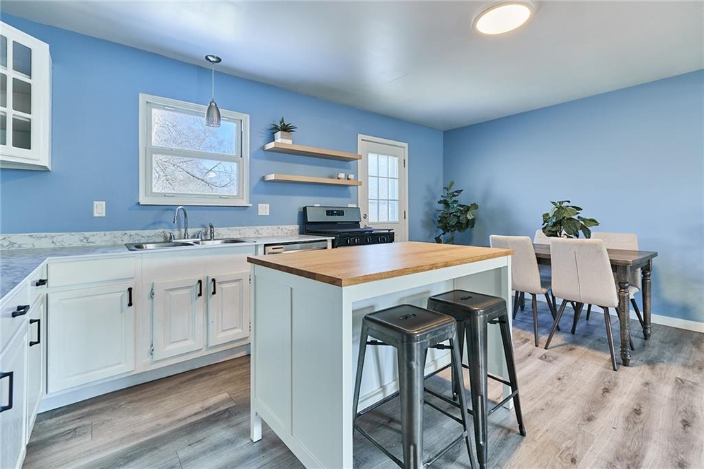 200 East Hulett Street Edgerton, KS 66021 - Photo 11 of 35