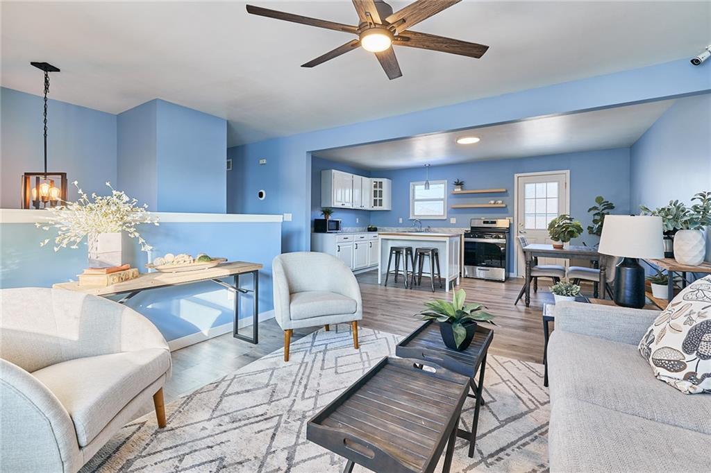 200 East Hulett Street Edgerton, KS 66021 - Photo 7 of 35