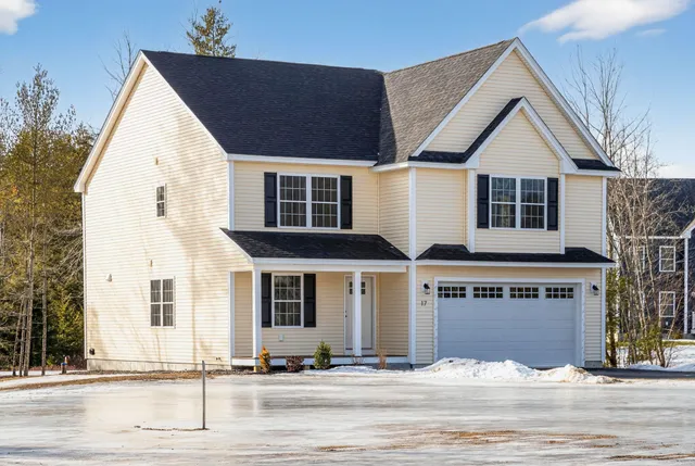 $869,900 | 17 Elm Court, Barrington, NH 03825