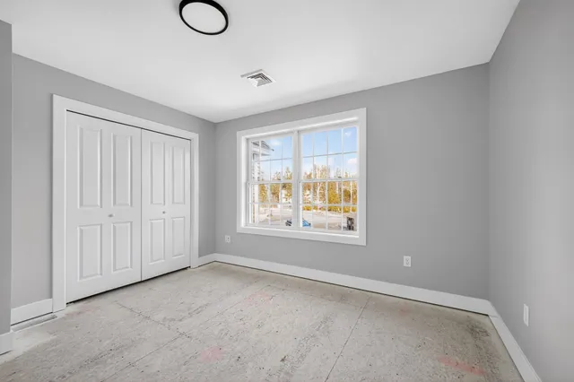 $869,900 | 17 Elm Court, Barrington, NH 03825