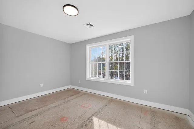 $869,900 | 17 Elm Court, Barrington, NH 03825