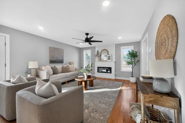 $869,900 | 17 Elm Court, Barrington, NH 03825