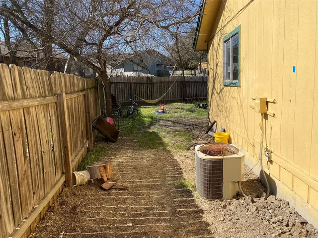 a view of a outdoor space