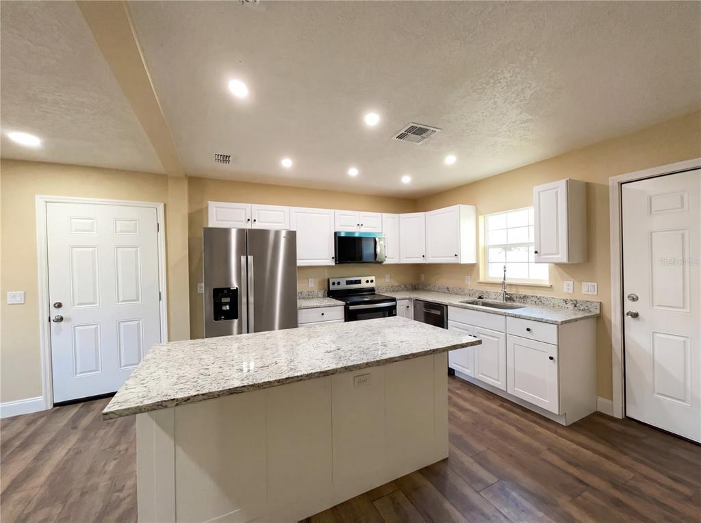 546 Gifford Court Deltona, FL 32725 - Photo 13 of 21