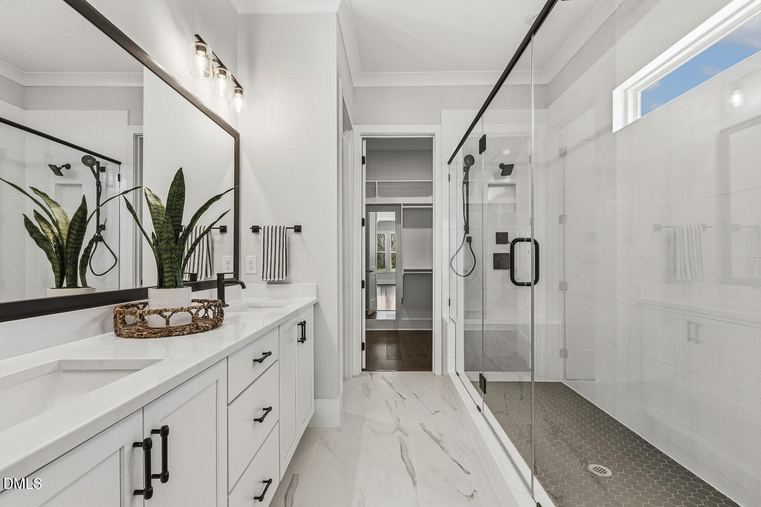 9004 Penny Road Raleigh, NC 27606 - Photo 4 of 74 047