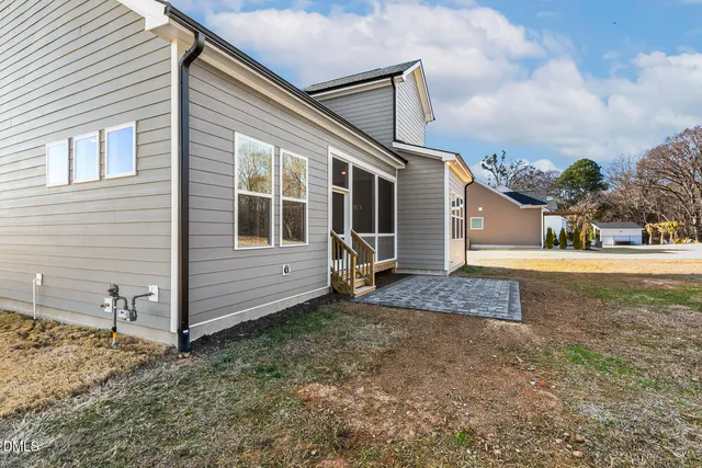 $1,049,500 | 9004 Penny Road, Raleigh, NC 27606