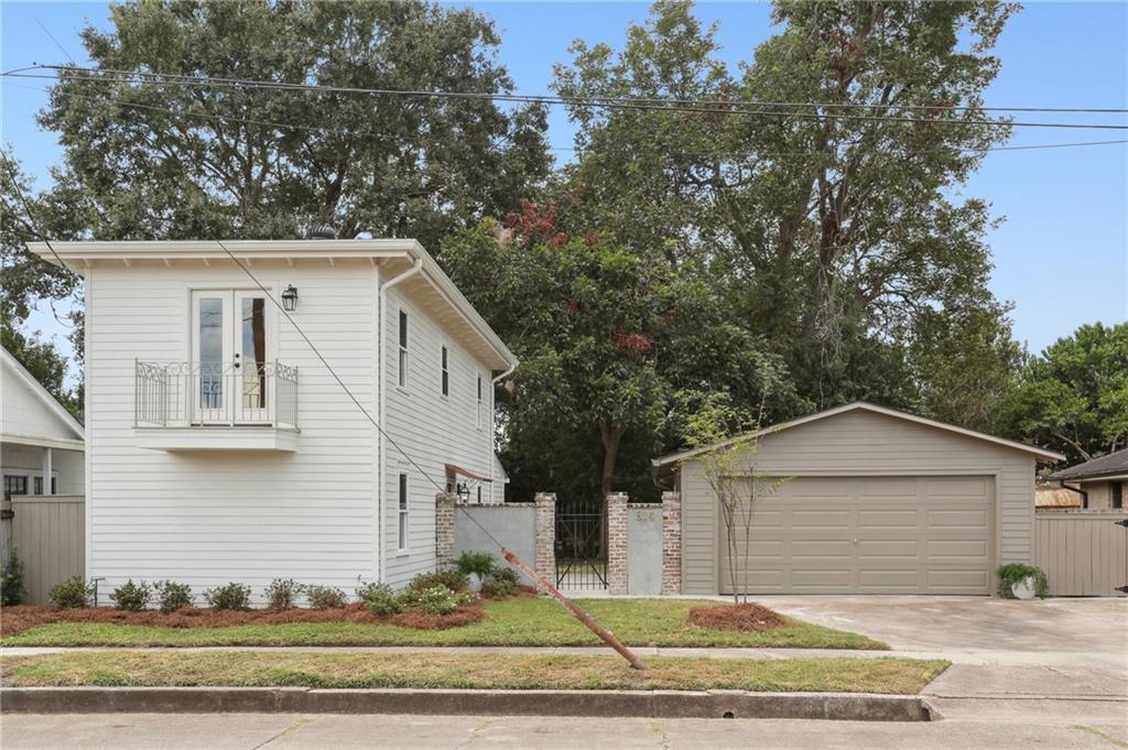 514 Perry Street Gretna, LA 70053 - Photo 1 of 25