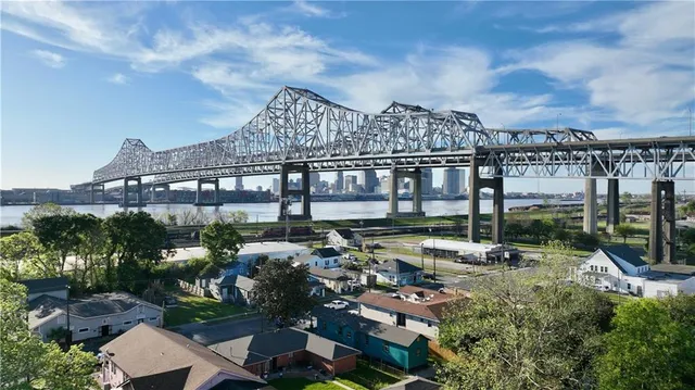 $334,900 | 514 Perry Street, Gretna, LA 70053