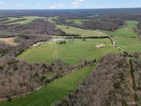 $1,600,000 | 5301 Little Spring Creek Road, Leslie, MO 63056