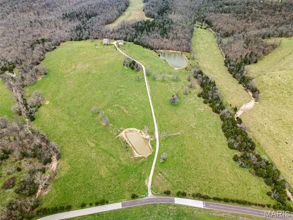 $1,395,000 | 5301 Little Spring Creek Road, Leslie, MO 63056