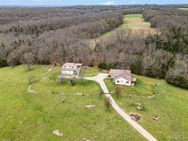 $1,395,000 | 5301 Little Spring Creek Road, Leslie, MO 63056