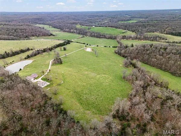 $1,395,000 | 5301 Little Spring Creek Road, Leslie, MO 63056