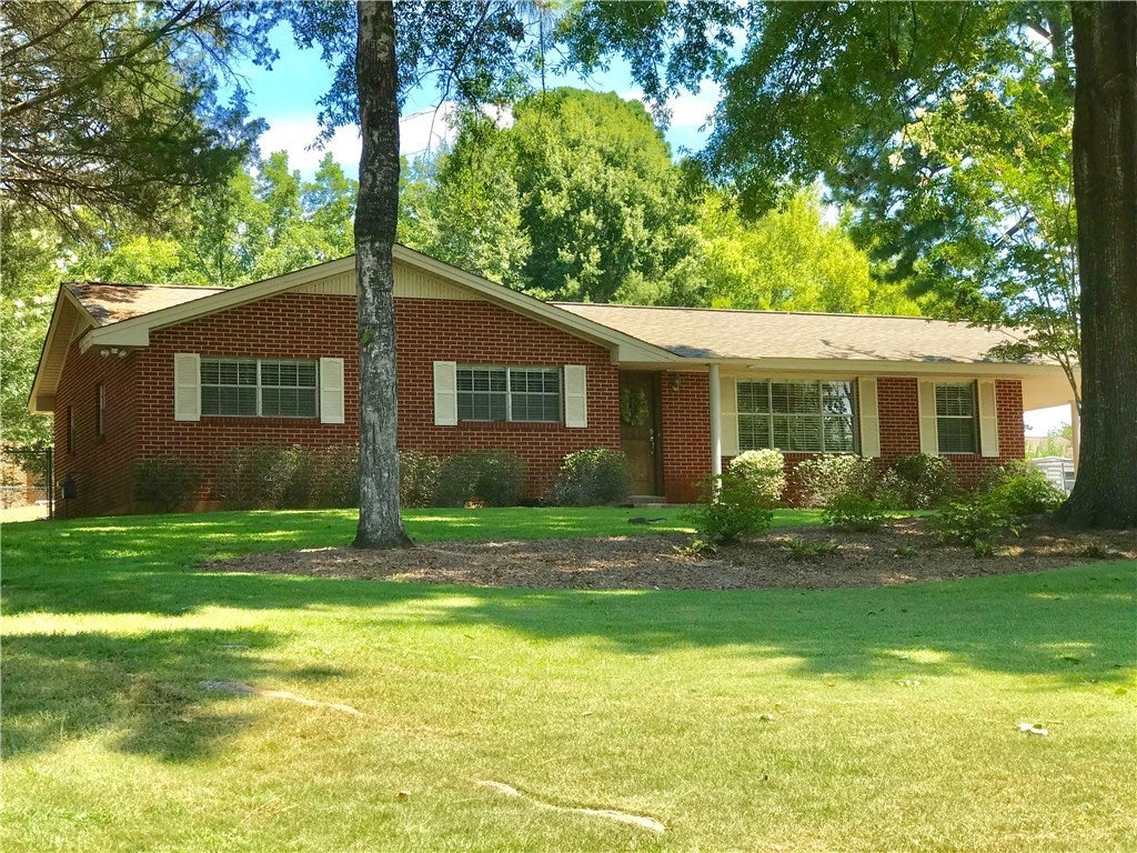 209 Godwin Road Tallassee, AL 36078 - Photo 1 of 5 Gallery Image 1