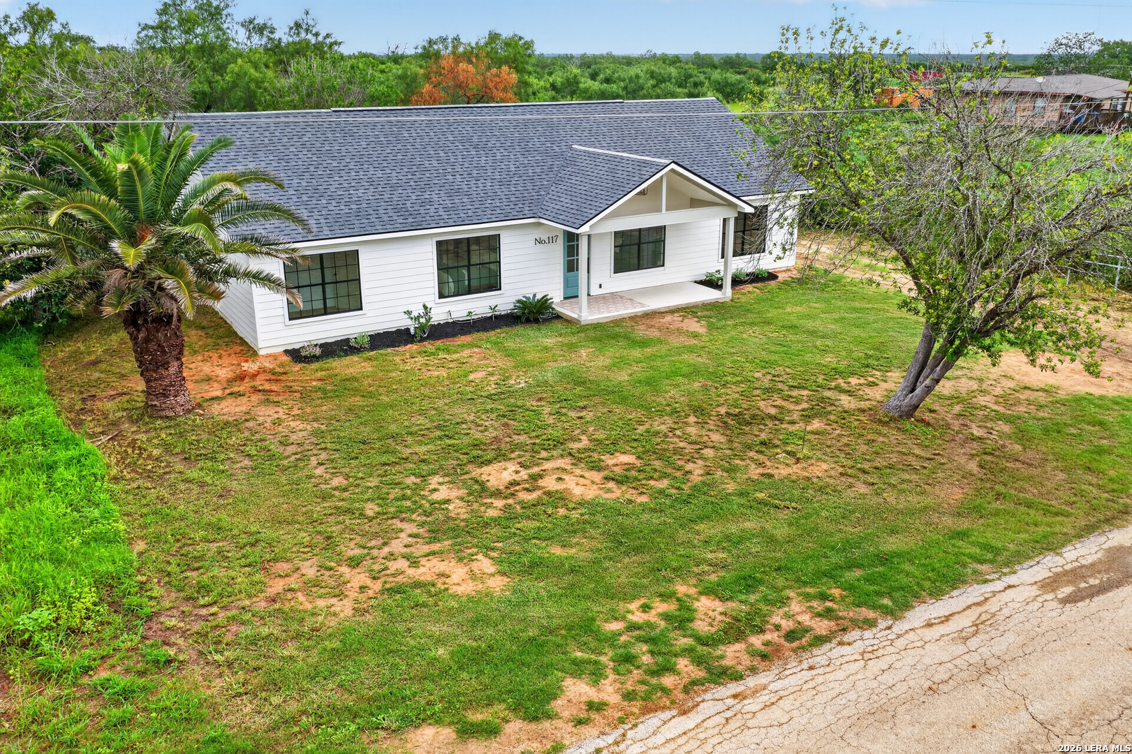 117 Cemetery Road Charlotte, TX 78011 - Photo 21 of 24