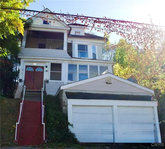 $160,000 | 403 Laforte Avenue, Syracuse, NY 13207