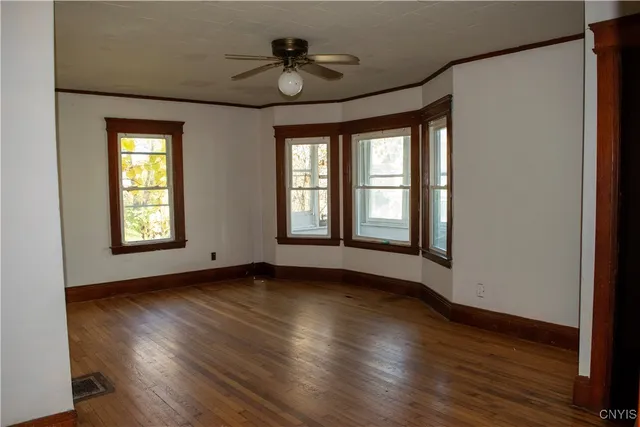 $160,000 | 403 Laforte Avenue, Syracuse, NY 13207