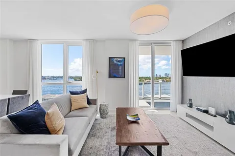 $1,100,000 | 401 North Birch Road, Unit 708, Fort Lauderdale, FL 33304