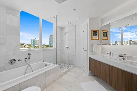 $1,100,000 | 401 North Birch Road, Unit 708, Fort Lauderdale, FL 33304