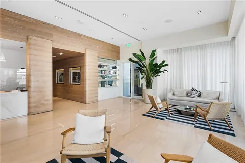 $1,100,000 | 401 North Birch Road, Unit 708, Fort Lauderdale, FL 33304