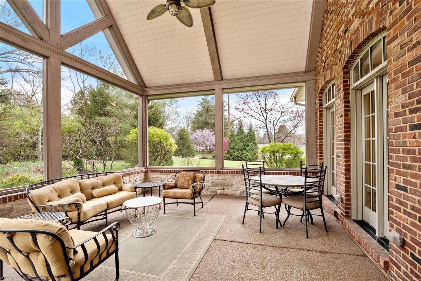 12715 Clayton Road Town and Country, MO 63141 - Photo 22 of 52