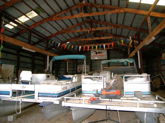 $715,000 | 1150 Chapman Lake Drive, Warsaw, IN 46582