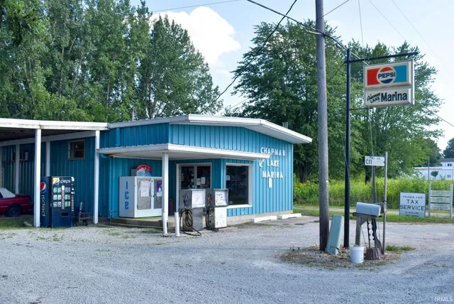 $715,000 | 1150 Chapman Lake Drive, Warsaw, IN 46582