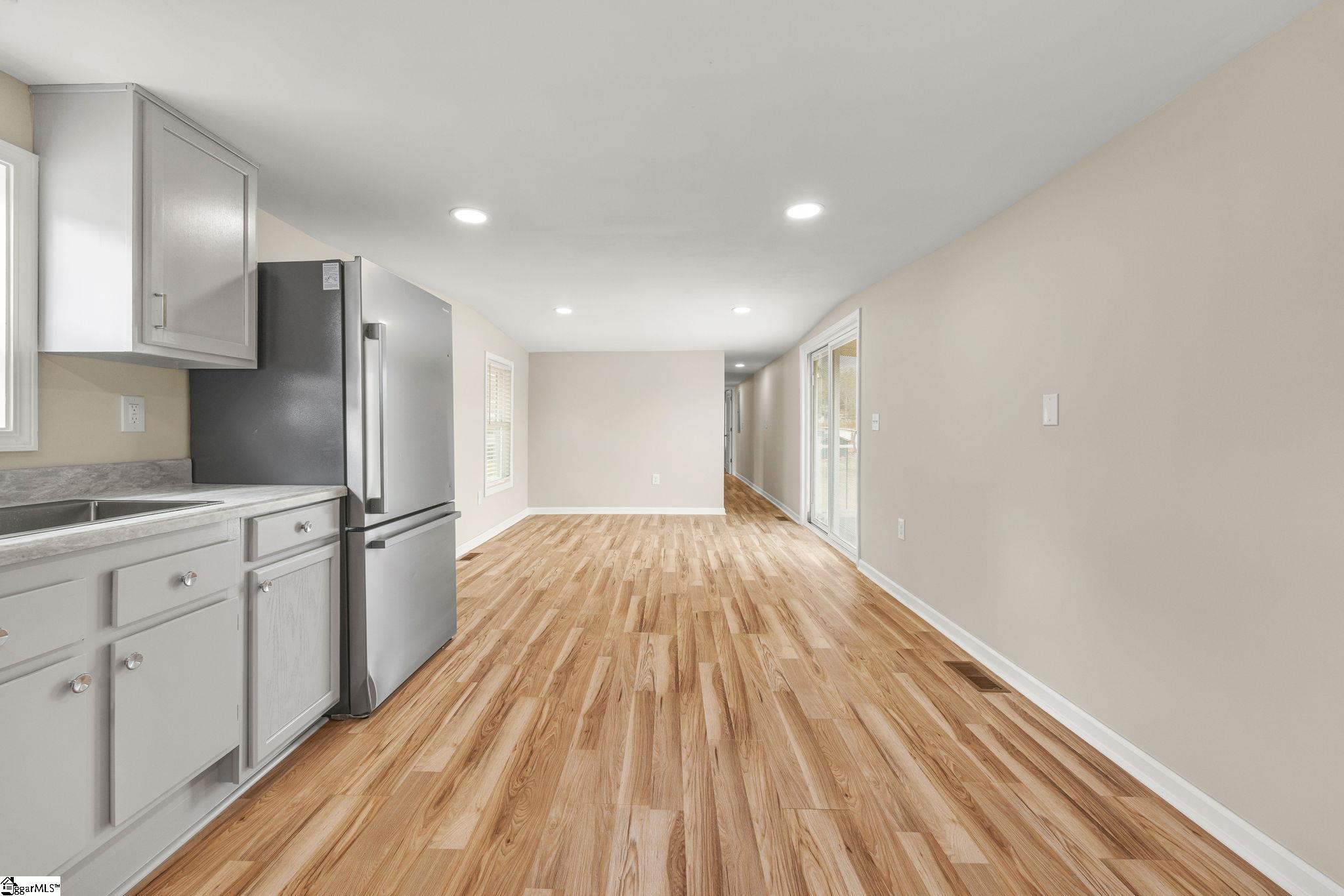 139 Davis Road Easley, SC 29640 - Photo 15 of 33
