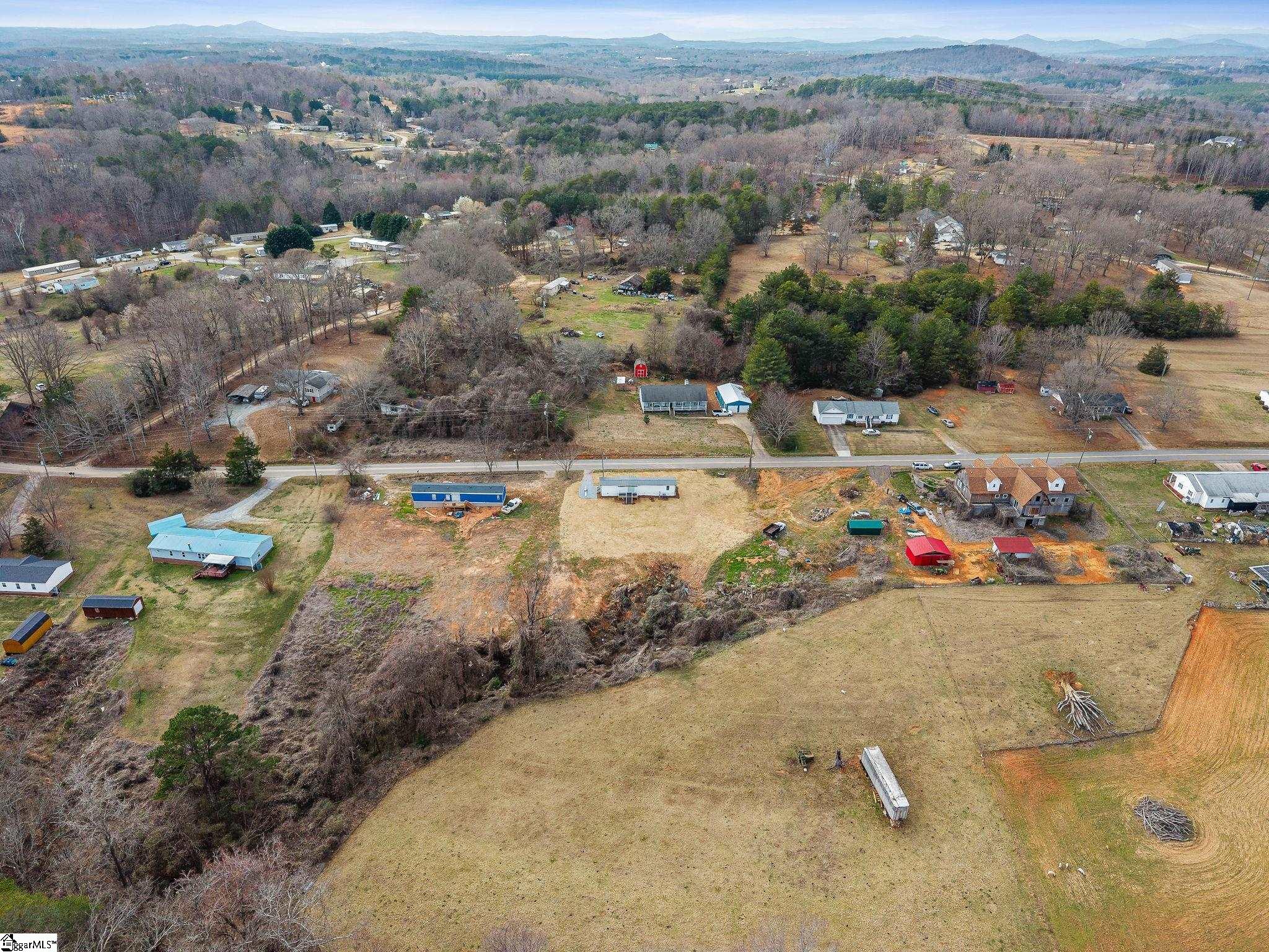 139 Davis Road Easley, SC 29640 - Photo 31 of 33