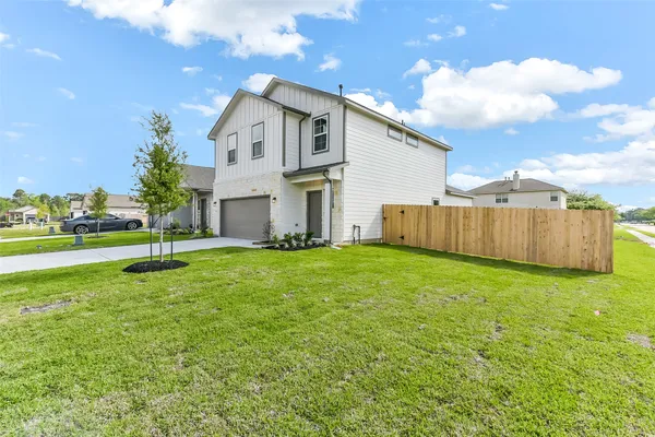 $284,990 | 1982 Brookpointe Lane, Dayton, TX 77535