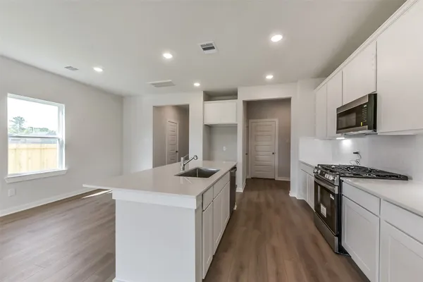 $284,990 | 1982 Brookpointe Lane, Dayton, TX 77535