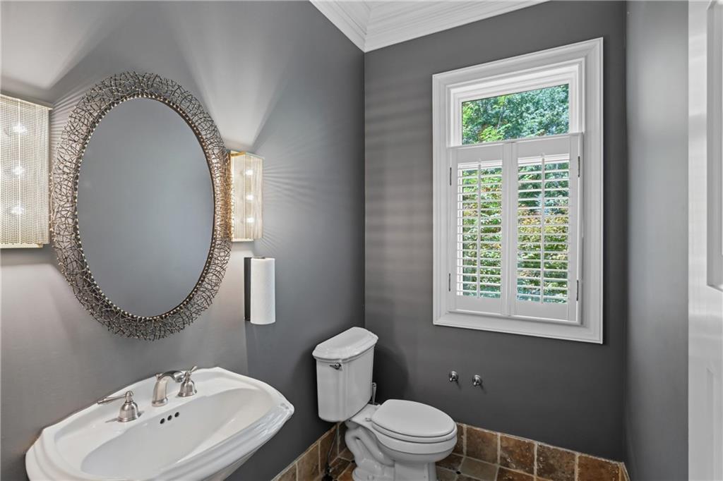 1680 Riverside Road Roswell, GA 30076 - Photo 72 of 90