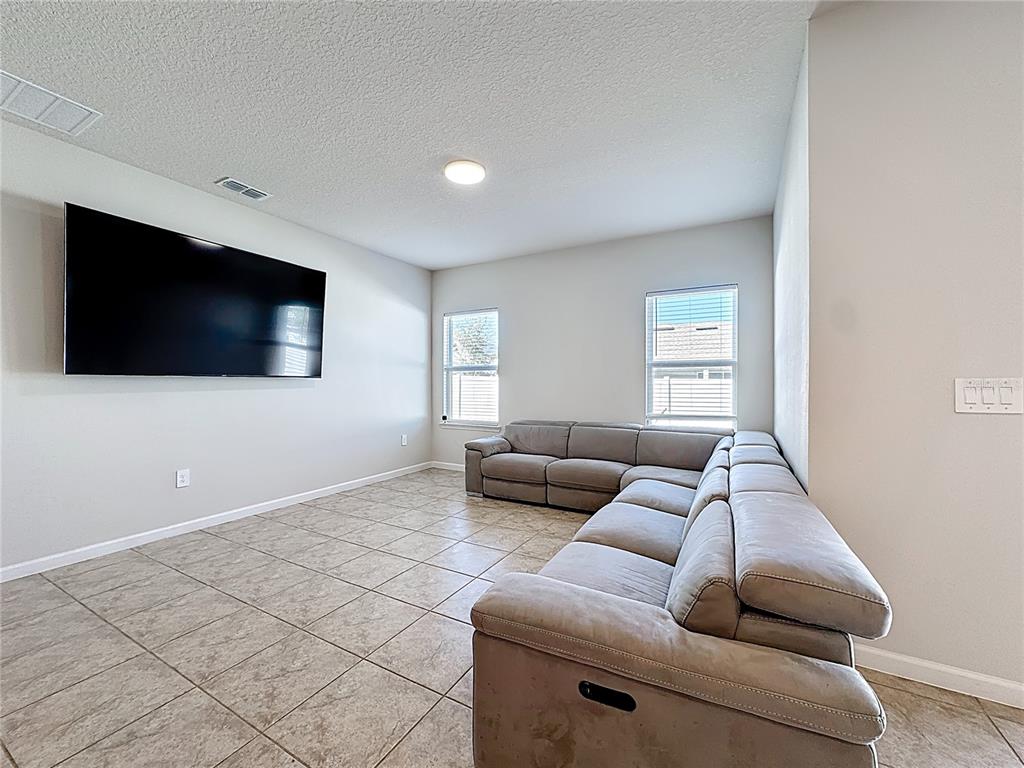 535 Rominger Loop Apopka, FL 32712 - Photo 14 of 54 Gallery Image 14