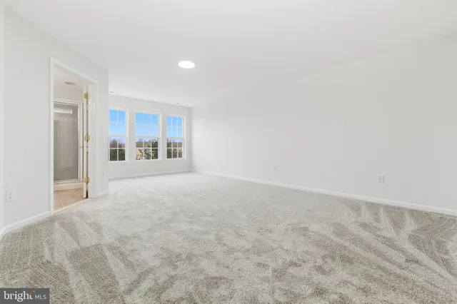 $389,900 | 341 Concetta Drive, Mount Royal, NJ 08061