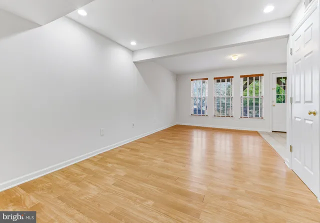 $389,900 | 341 Concetta Drive, Mount Royal, NJ 08061