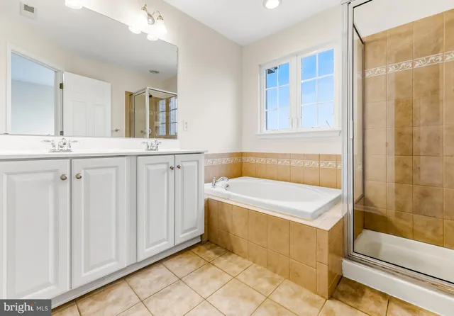 $389,900 | 341 Concetta Drive, Mount Royal, NJ 08061