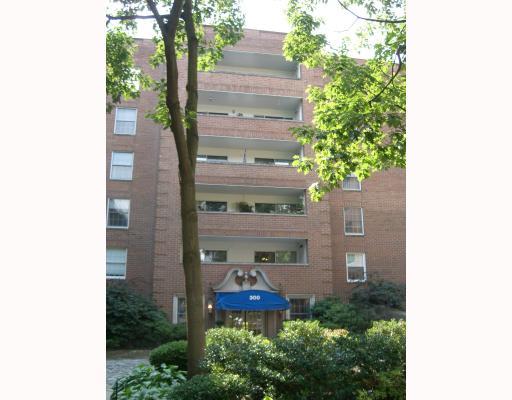 300 Fox Chapel Road, Unit 317 Pittsburgh, PA 15238 - Photo 1 of 16 Exterior Front.