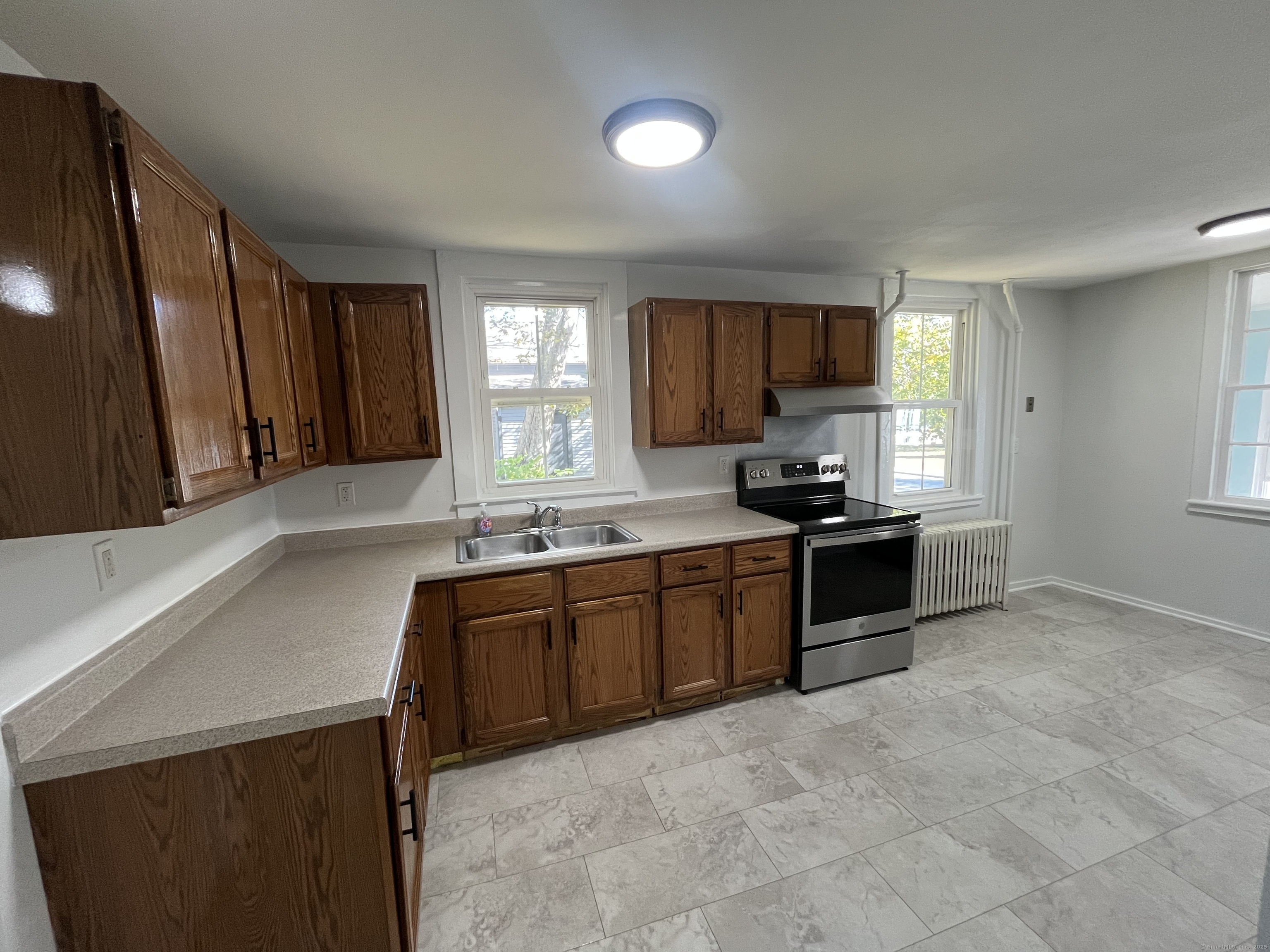 9 Essex Road Westbrook, CT 06498 - Photo 5 of 15