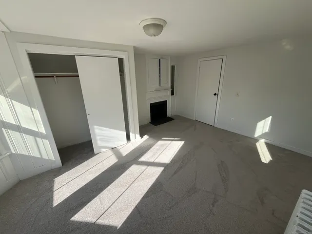 $2,300 | 9 Essex Road, Westbrook, CT 06498