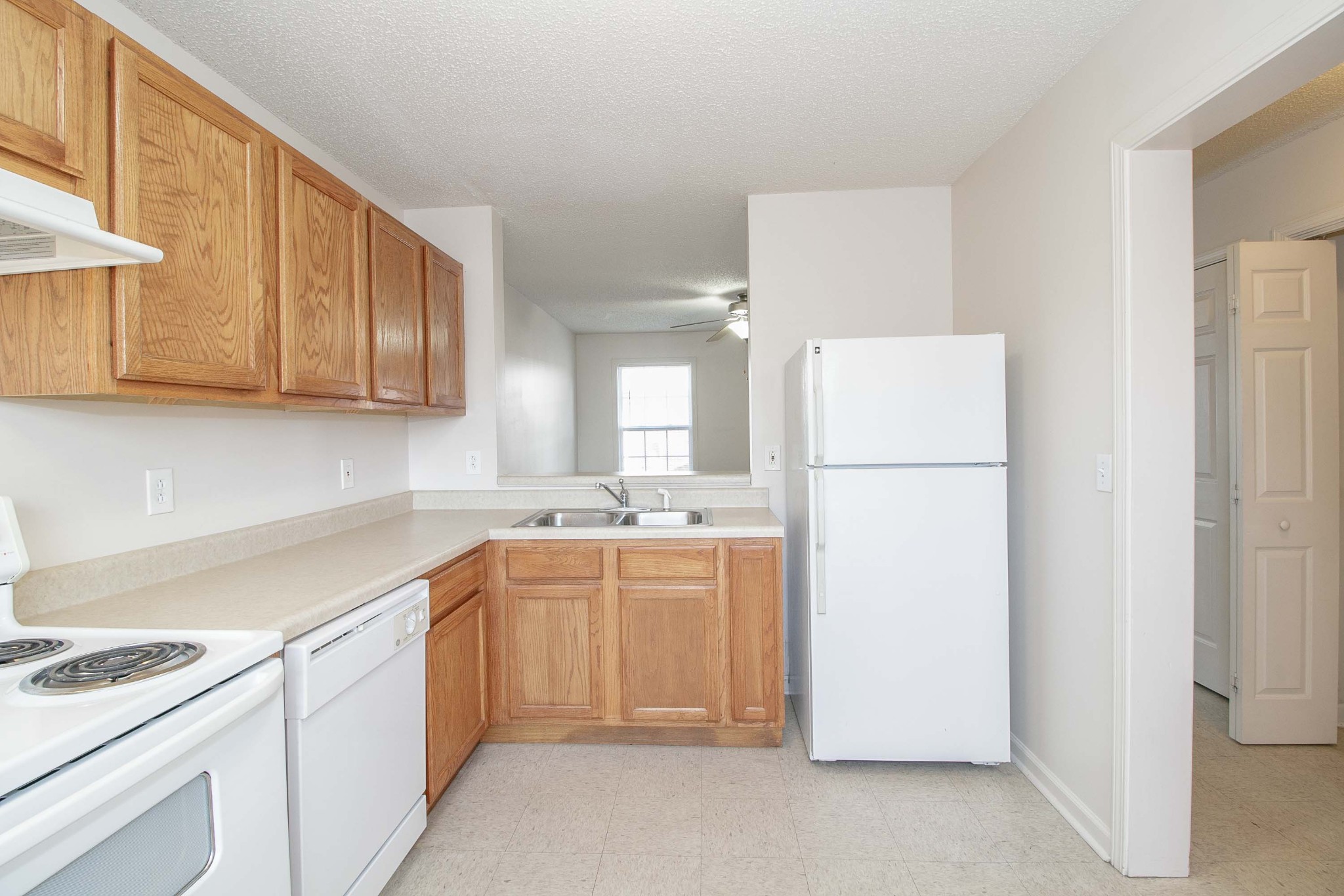 299 Raleigh Drive, Unit C2 Clarksville, TN 37043 - Photo 5 of 22