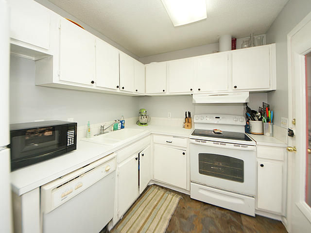 1471 Village Road Charleston, SC 29407 - Photo 5 of 12 V5