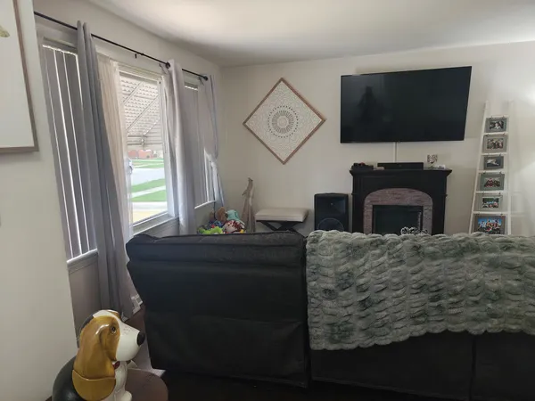 $395,000 | 11036 Shaw Street, Westchester, IL 60154