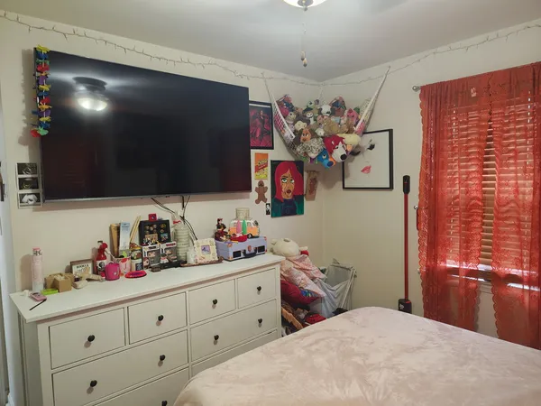 $395,000 | 11036 Shaw Street, Westchester, IL 60154