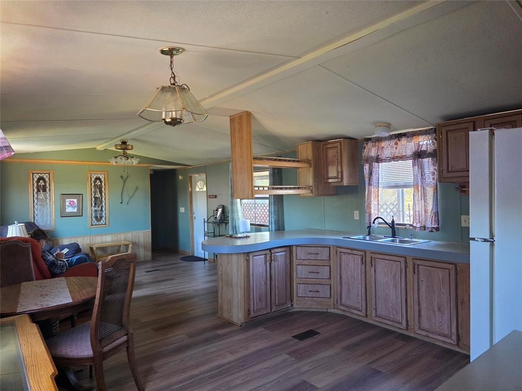 1985 Shore Road Avon Park, FL 33825 - Photo 10 of 21